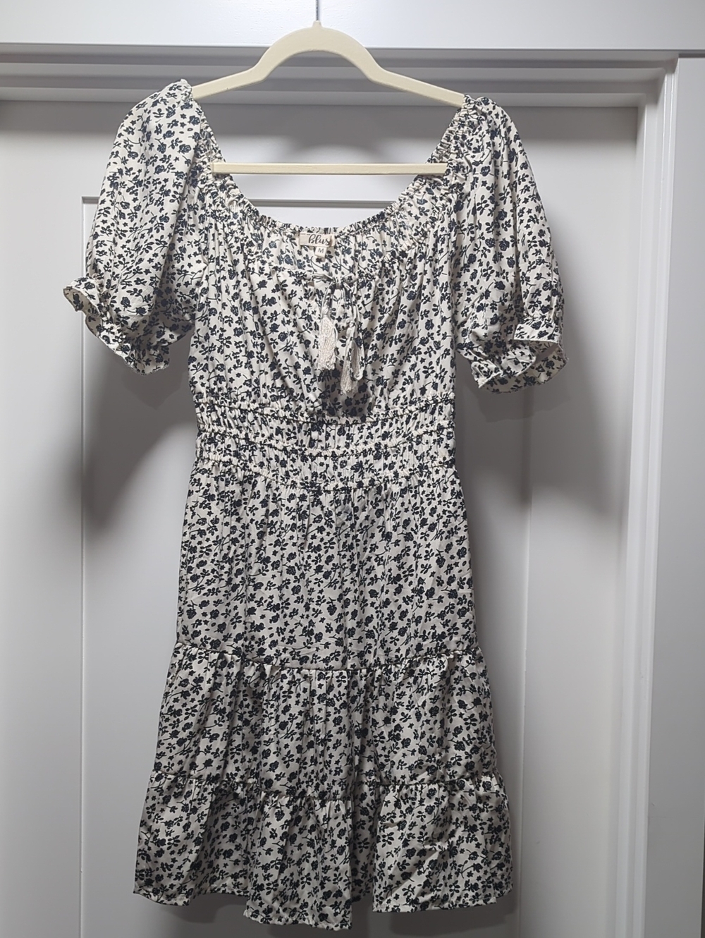 Black Floral Puff-Sleeve Midi Dress in White